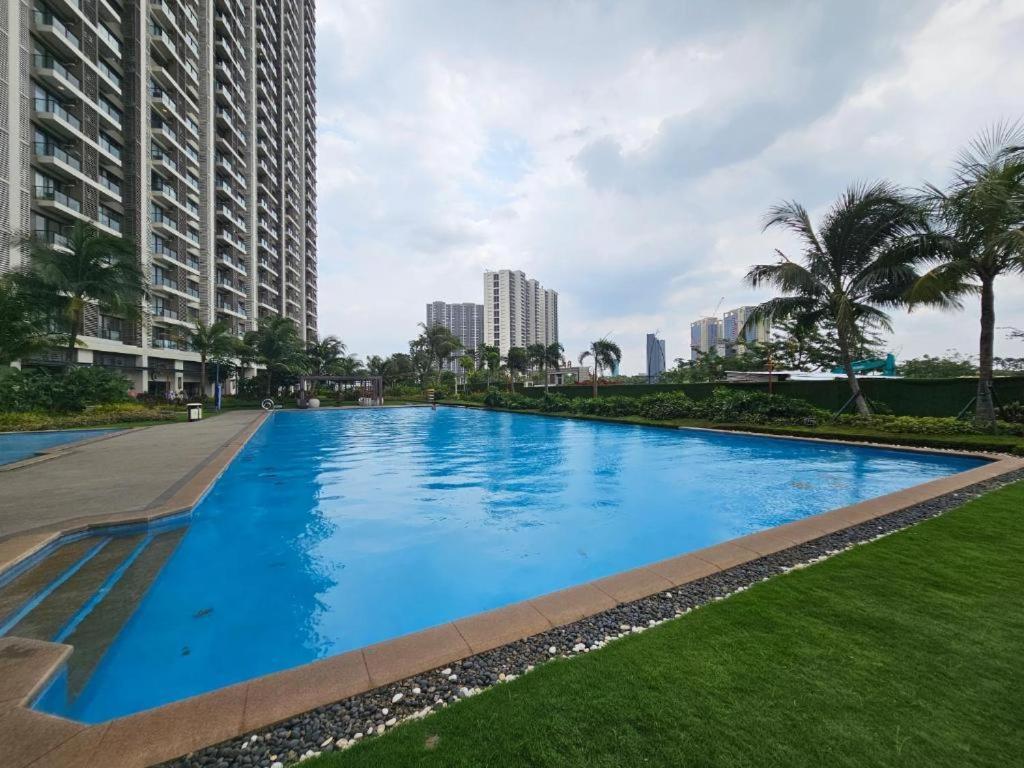Stay N Cozy Apartemen Sky House Bsd By Sm Room Samporo Exterior photo