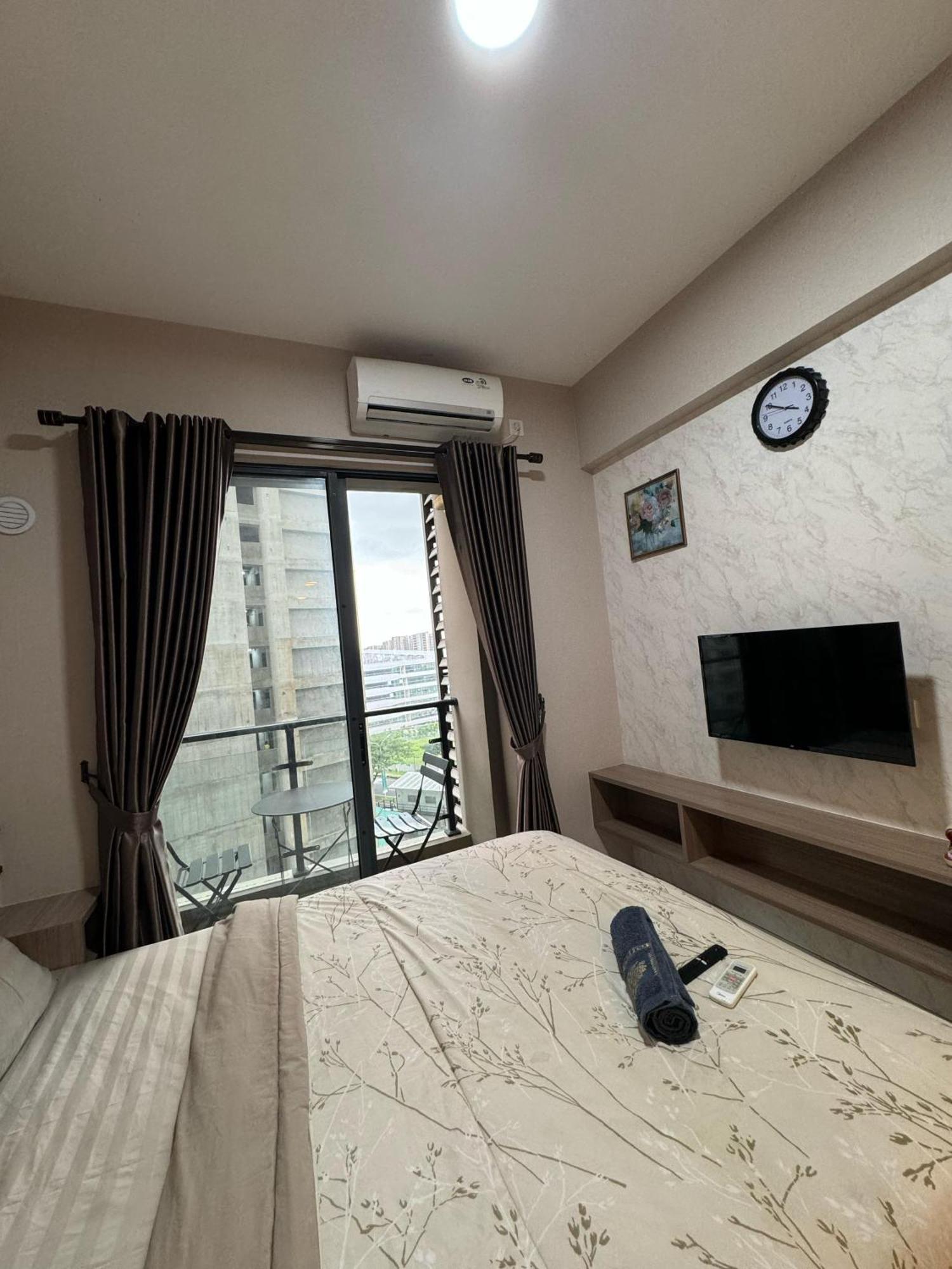 Stay N Cozy Apartemen Sky House Bsd By Sm Room Samporo Exterior photo