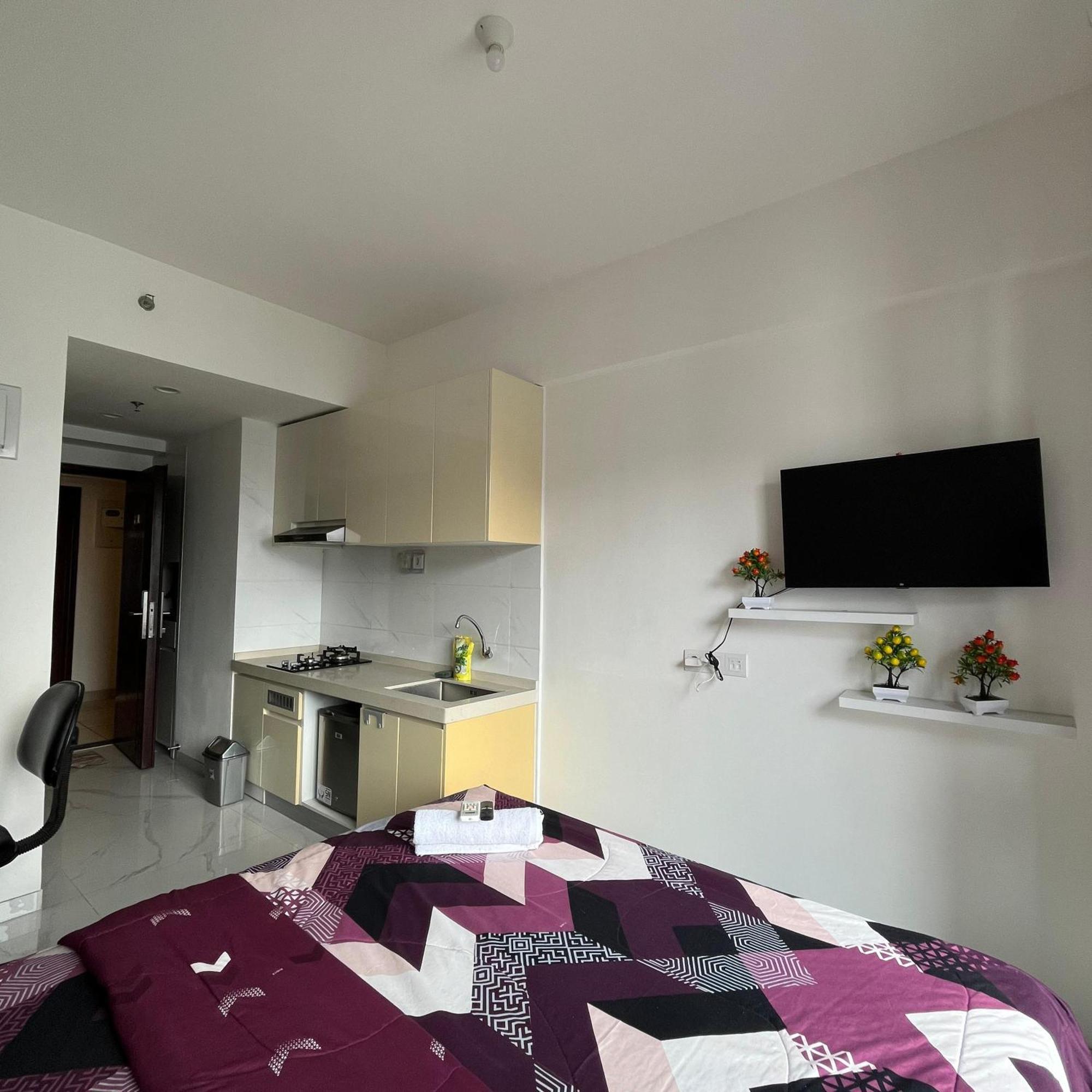 Stay N Cozy Apartemen Sky House Bsd By Sm Room Samporo Exterior photo